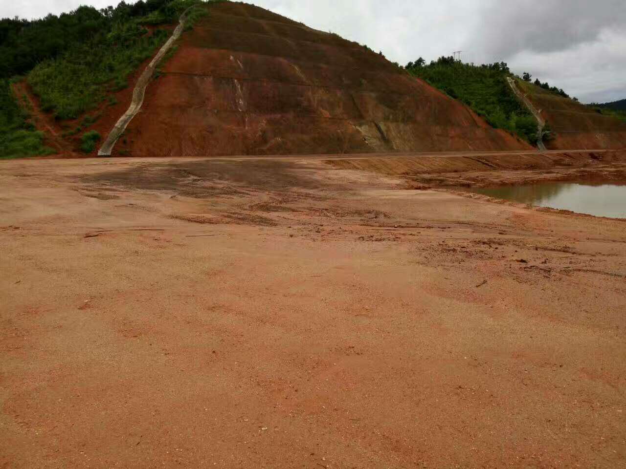 2017年6月14日南平市武夷新區(qū)新嶺片區(qū)一期場地平整及支路網工程-4#地塊二標段場地平整工程驗收